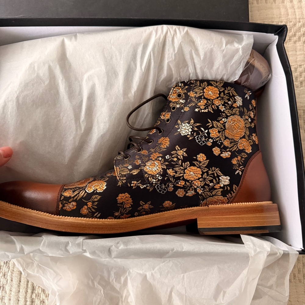Taft Jack Boot in Eden - black/brown/gold - Picture 5 of 8